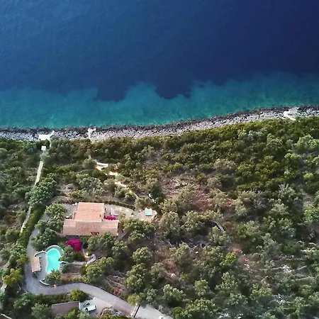 Nautique Villa